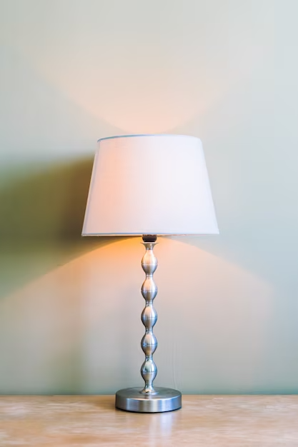 Battery-operated table lamps