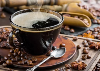 how much caffeine in a cup of coffee